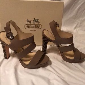 Coach Bertta Vachetta Sandles Heels BRAND NEW